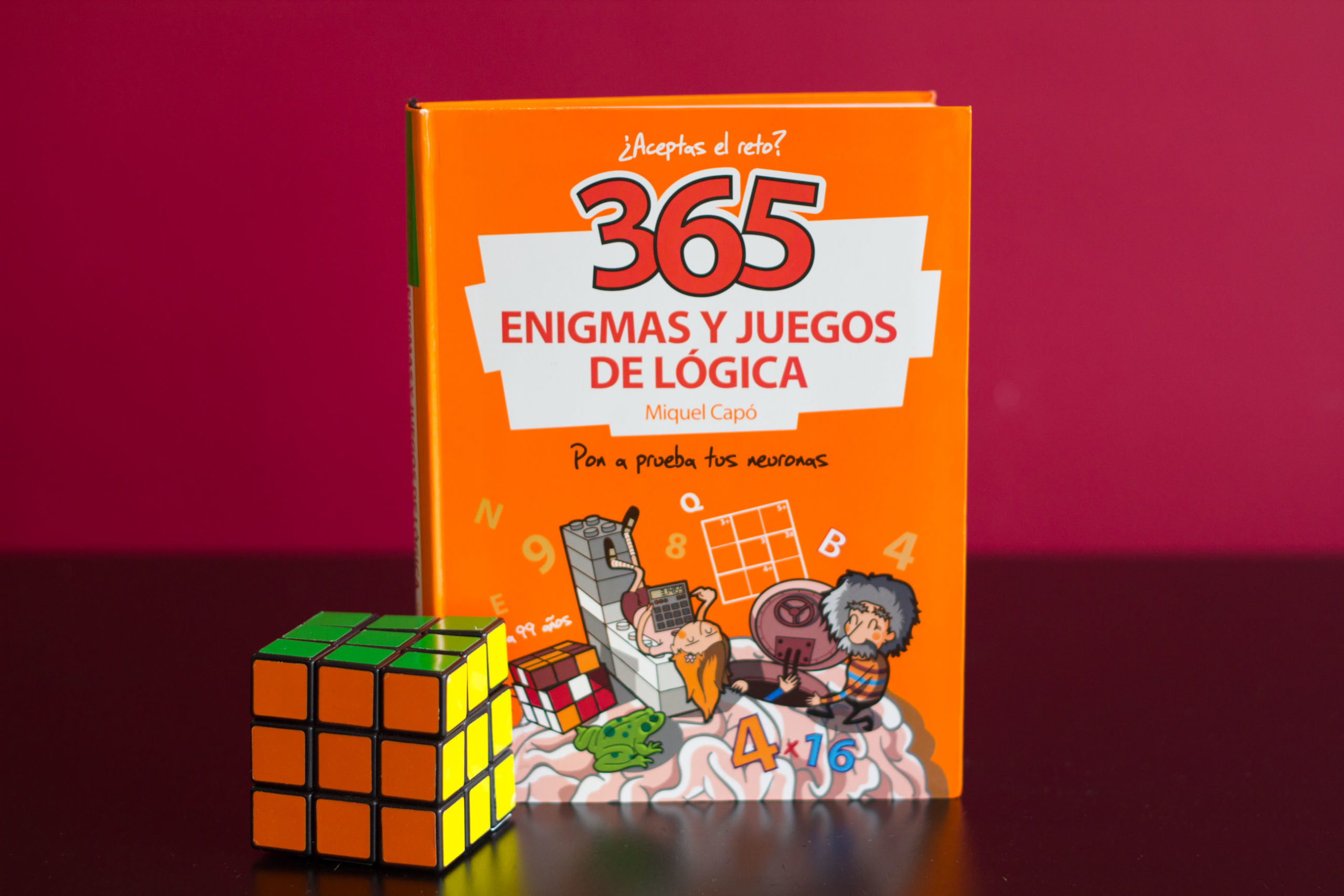  365 Enigmas e Jogos de Lógica (edición portuguesa):  9789897544095: Miquel Capó: Libros